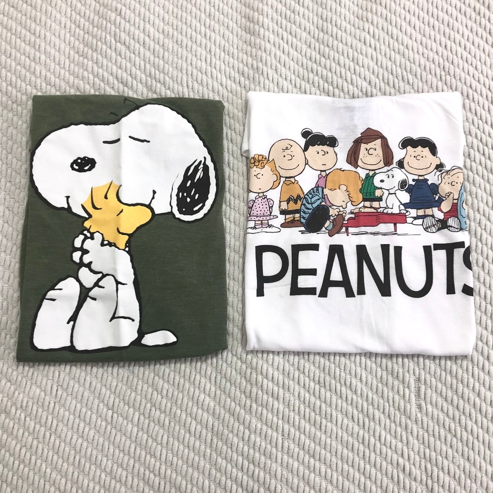 Bundle of Snoopy Peanuts T-shirts - Small
